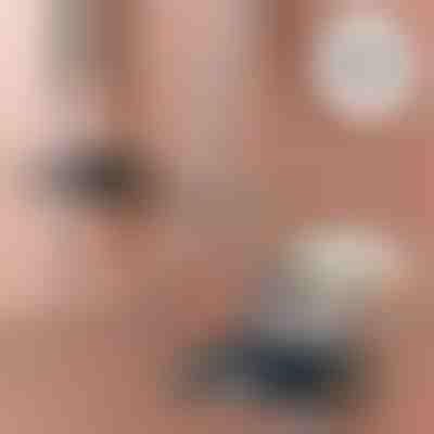 Univerzálny držiak na mopy, metly a iné (3 ks) | MOPHOOK