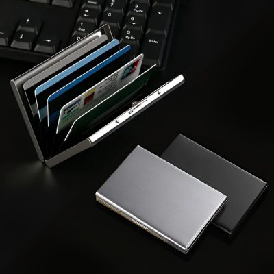 Kovová peňaženka s blokovaním RFID | CARDITKA